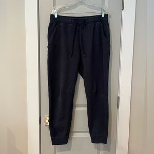 Lululemon Men’s Joggers - Size L